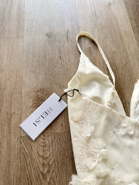 helsi riley off white 3d floral applique deep v-neck fit & flare mini dress XS - Picture 5 of 9